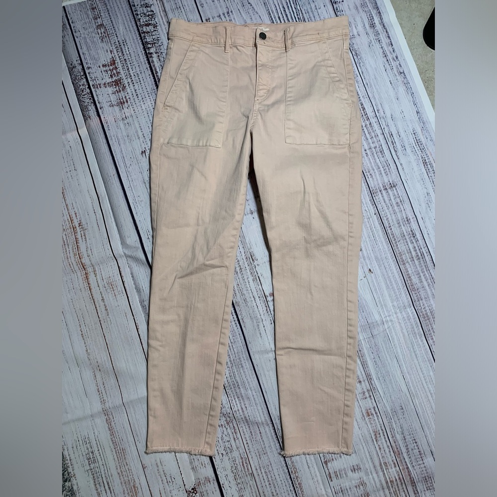 LOFT high rise light pink raw hem pants. Skinny. Size 10.